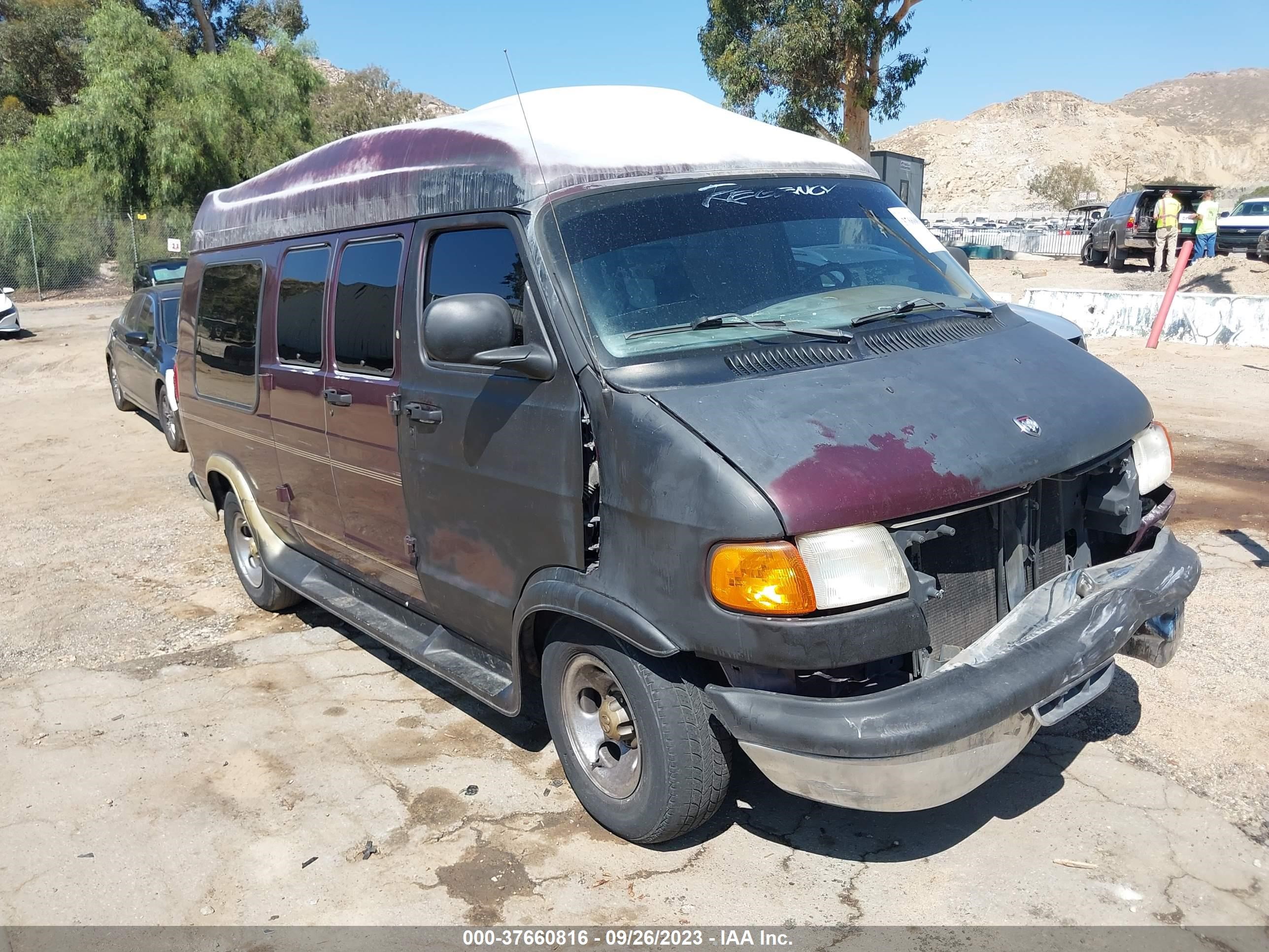 DODGE RAM VAN 2000 2b6hb11y2yk164890