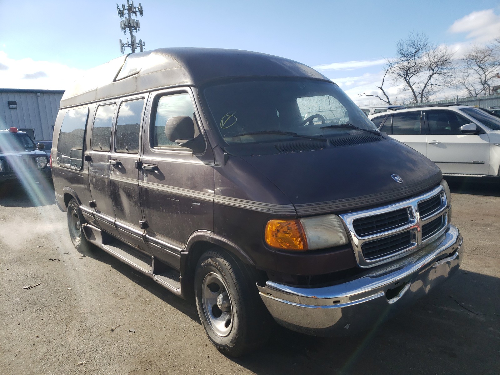 DODGE RAM VAN B1 1999 2b6hb11z8xk550057