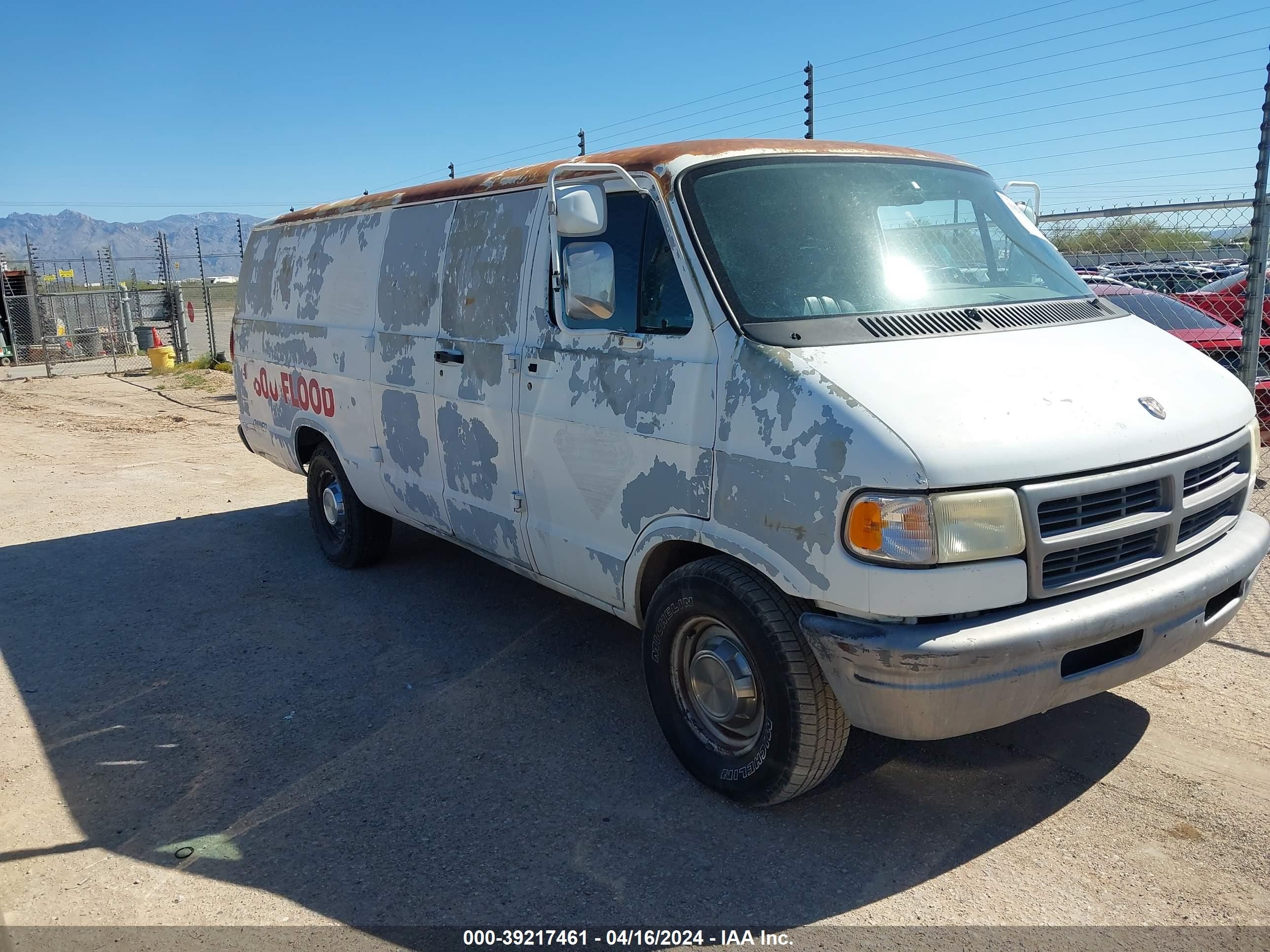 DODGE RAM VAN 1994 2b6hb21x7rk133391