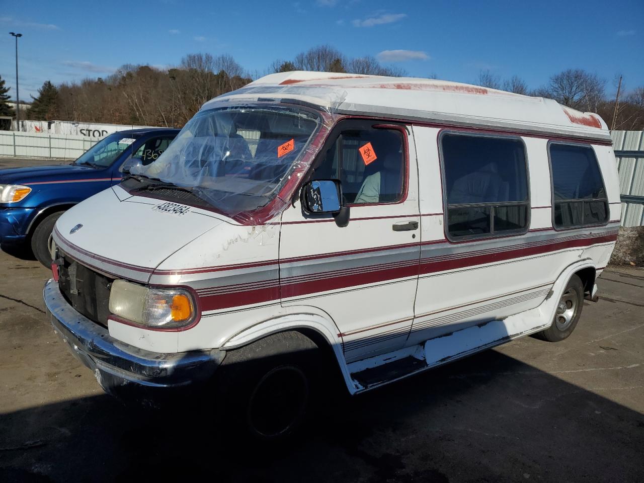 DODGE RAM VAN 1996 2b6hb21y3tk134733