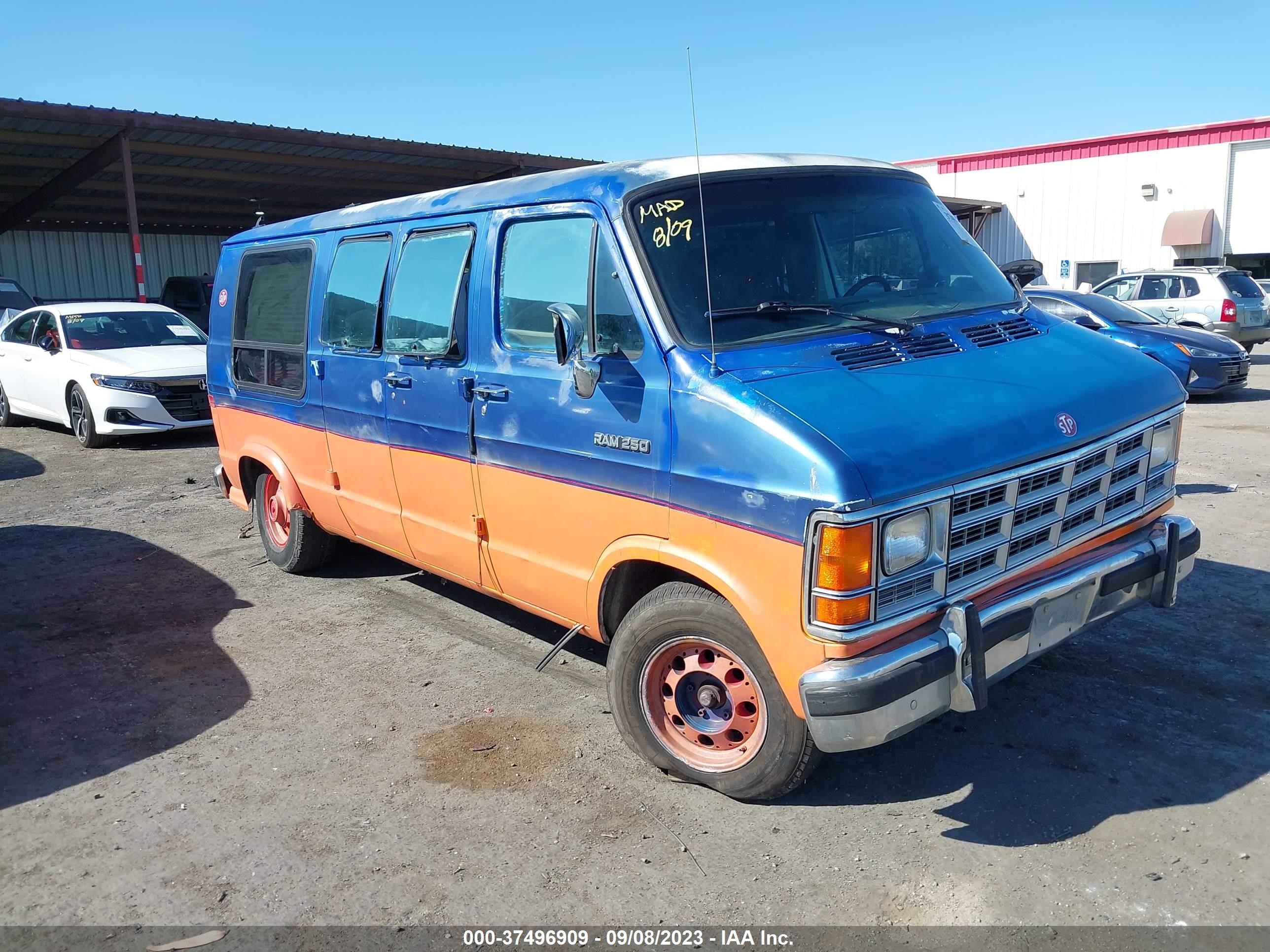 DODGE RAM VAN 1992 2b6hb21y6nk119050