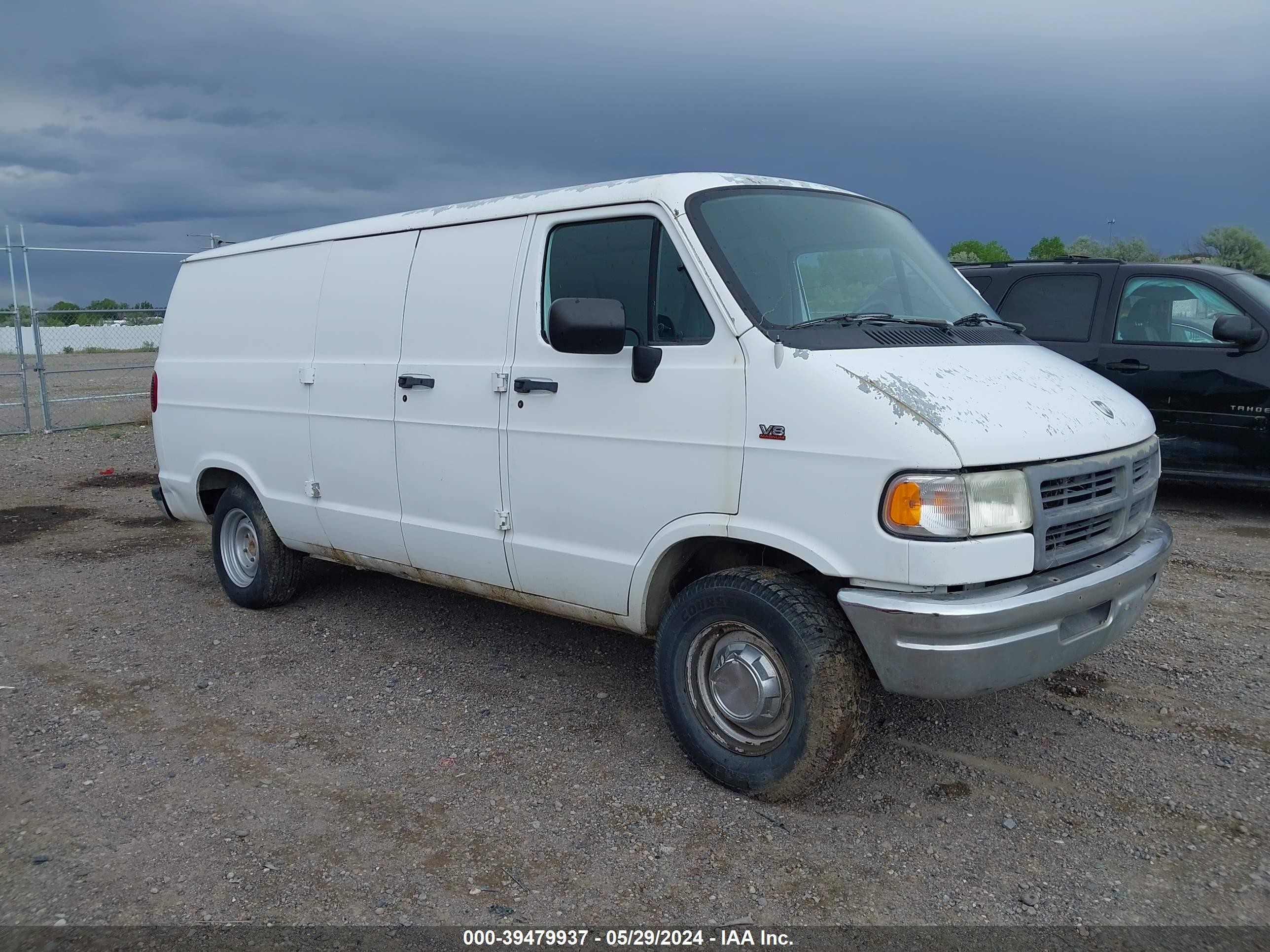 DODGE RAM VAN 1995 2b7gb11y8sk552592