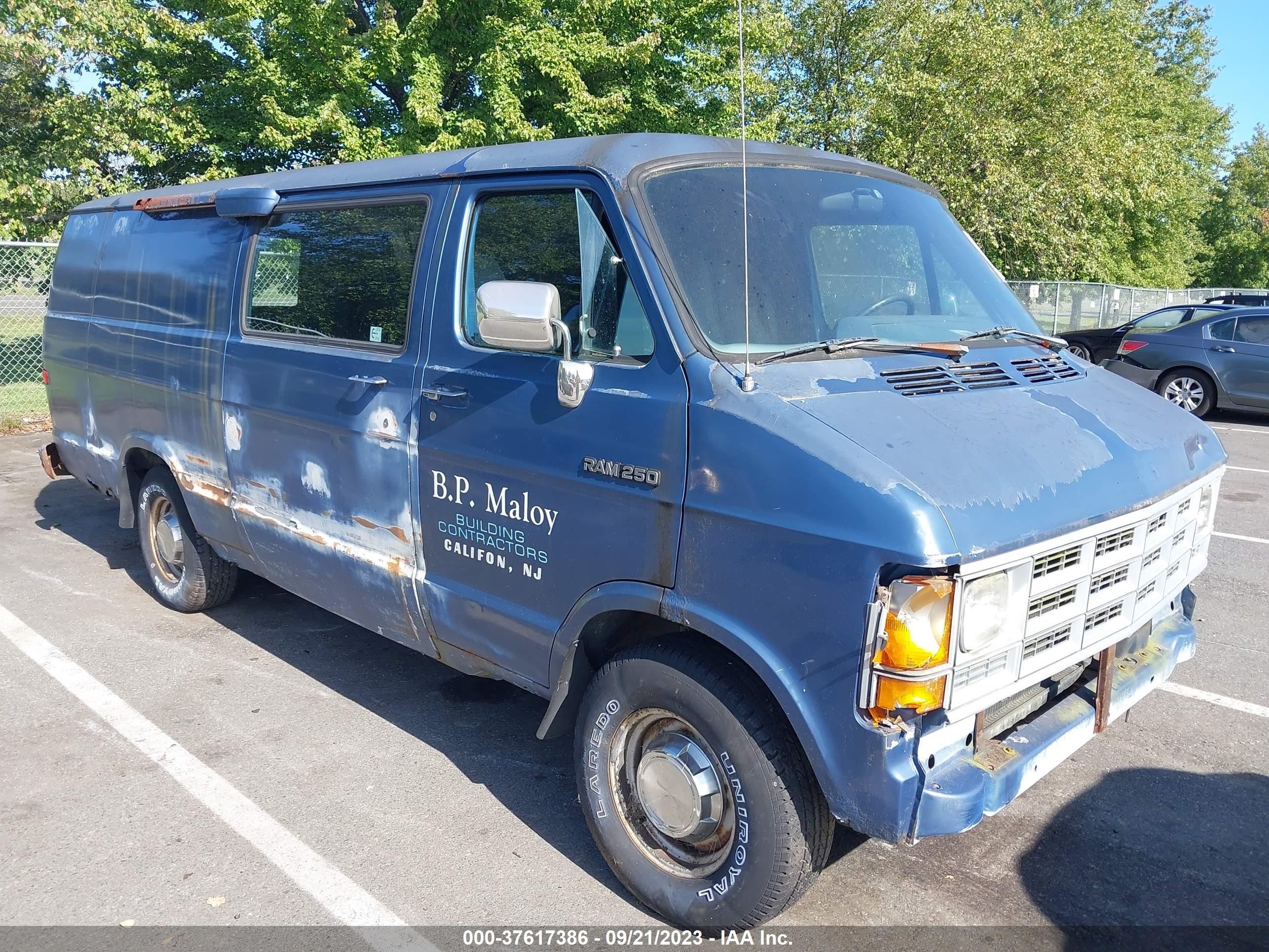 DODGE RAM VAN 1993 2b7hb21y2pk509206