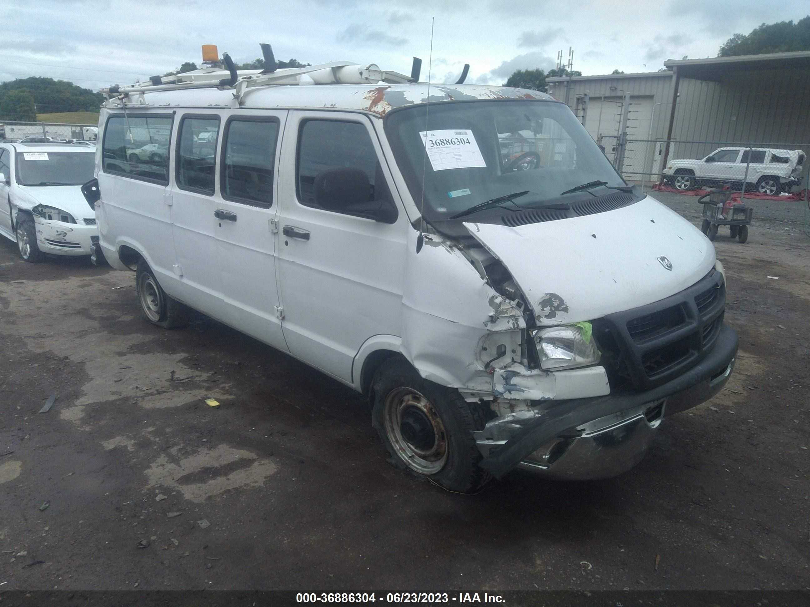 DODGE RAM VAN 2000 2b7kb31z2yk153054