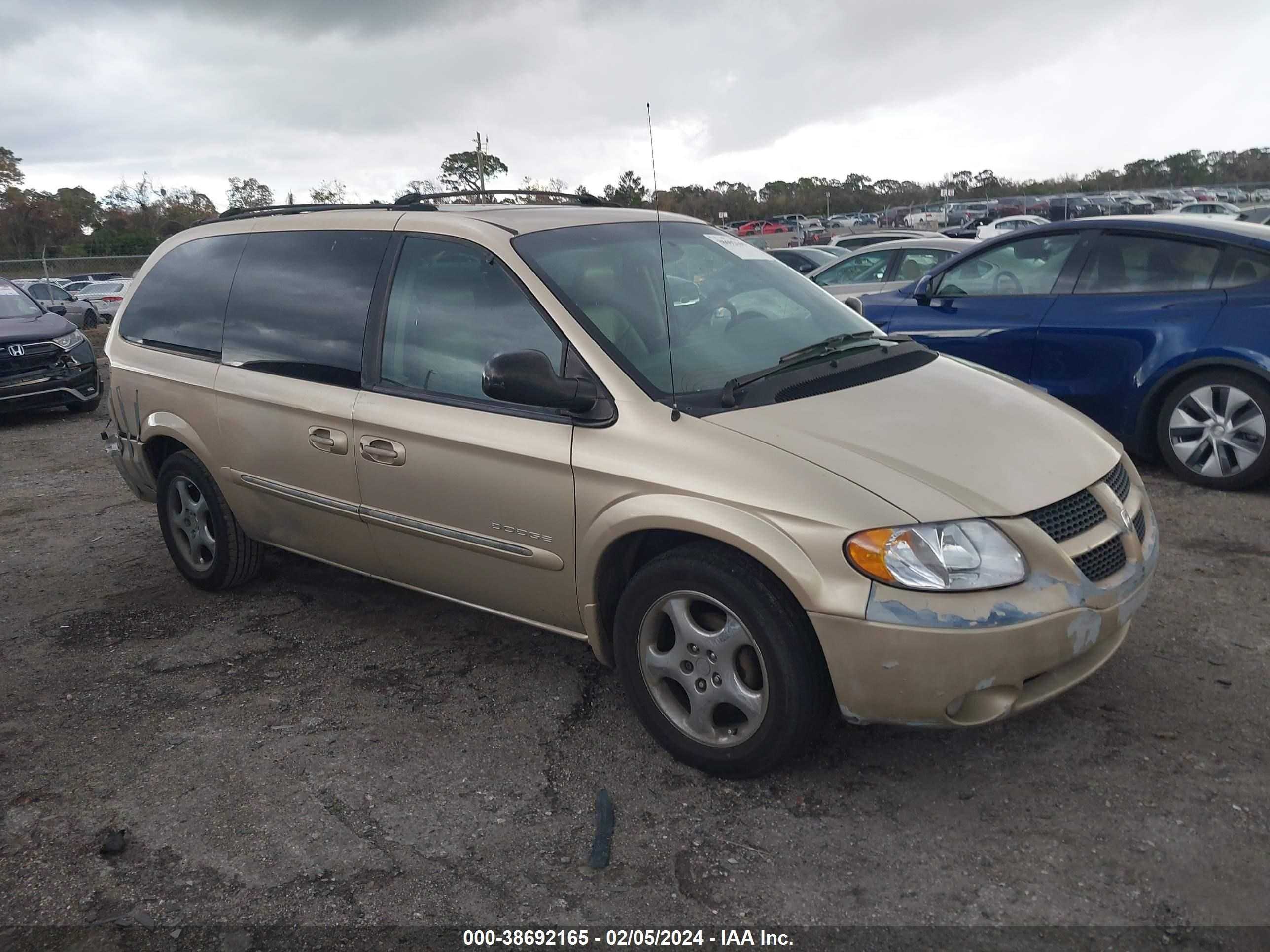 DODGE CARAVAN 2001 2b8gp54l71r167261