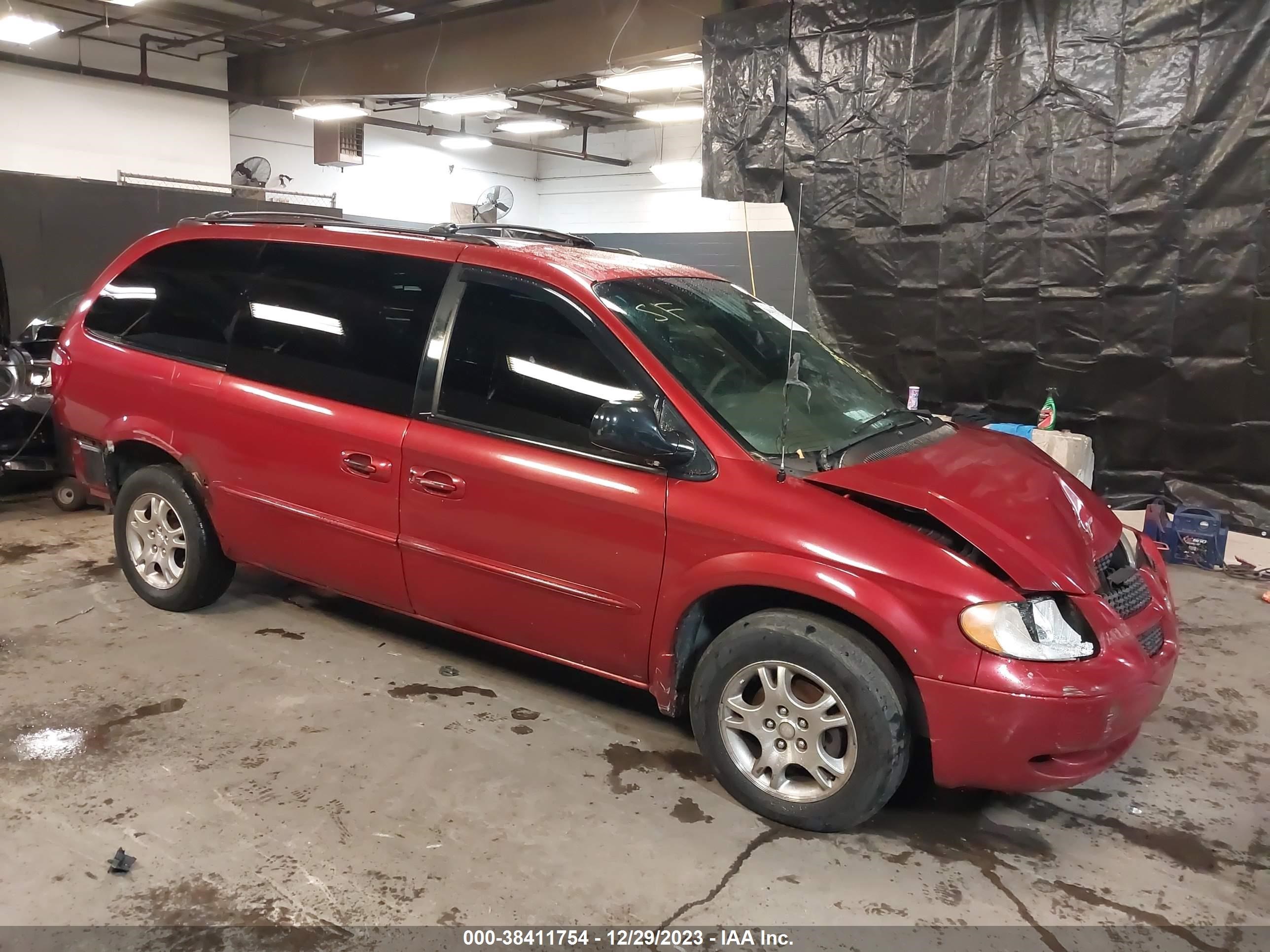 DODGE CARAVAN 2002 2b8gp74l72r523284