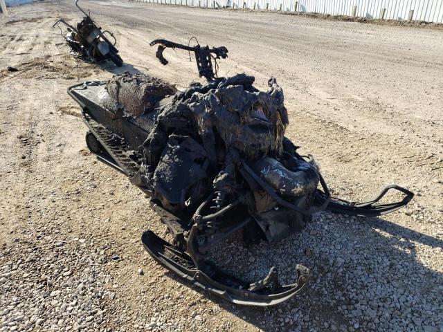 SKI DOO SNOWMOBILE 2015 2bpsutfa3fv000188