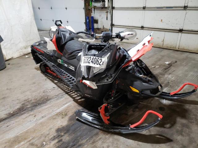 SKI DOO RENEGADE 2016 2bpsuwge9gv000121