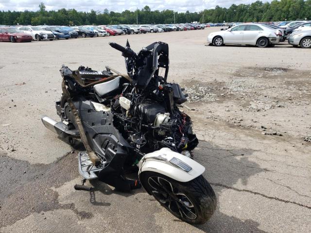 CAN-AM SPYDER ROA 2020 2bxnbdd27lv005555