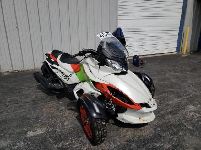 CAN-AM SPYDER ROA 2015 2bxncbc43fv000054