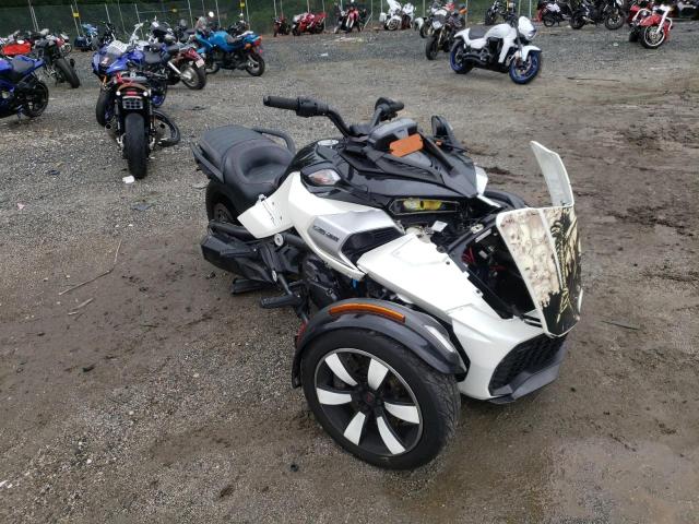 CAN-AM SPYDER ROA 2016 2bxrddd21gv001034