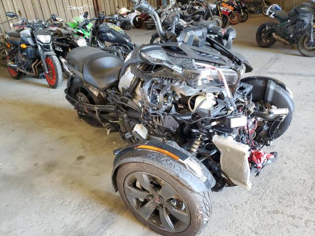 CAN-AM SPYDER ROA 2020 2bxrddd23lv000459