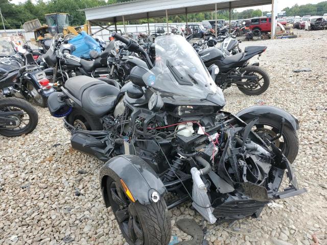 CAN-AM SPYDER ROA 2017 2bxrddd24hv000817