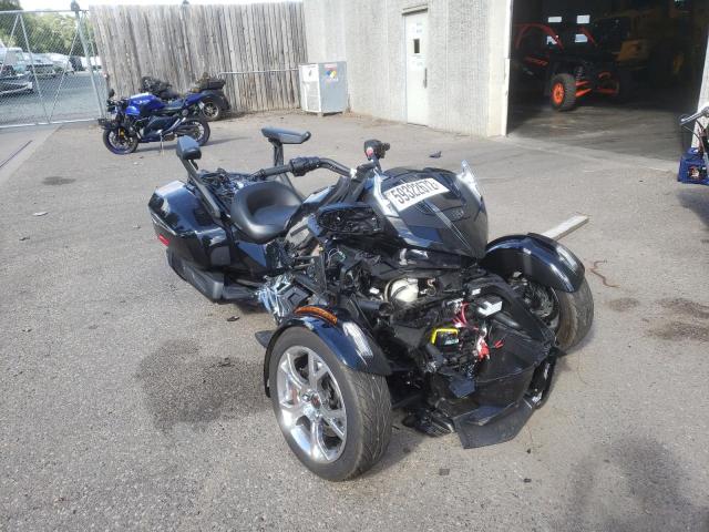 CAN-AM SPYDER ROA 2019 2bxredd22kv001694