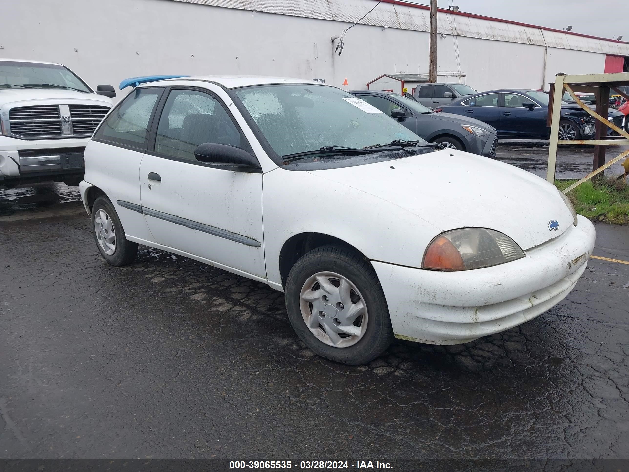 CHEVROLET METRO 2000 2c1mr2227y6731025