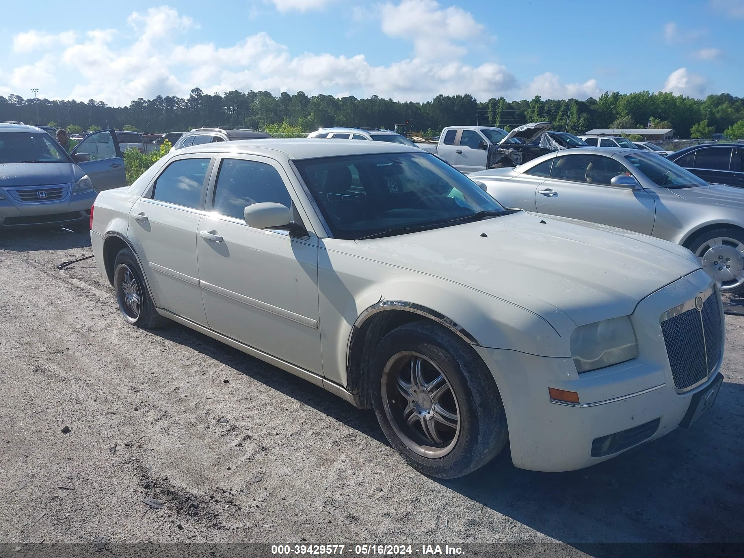 CHRYSLER 300 2005 2c3aa53g25h600761