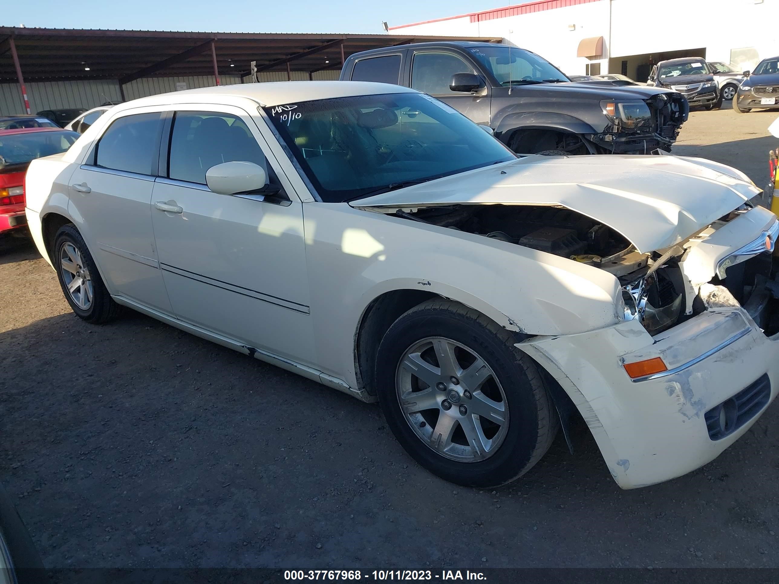 CHRYSLER 300 2005 2c3aa53g85h663461