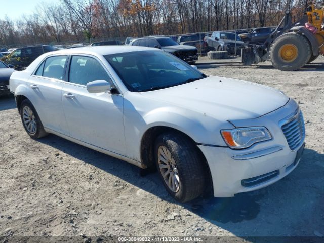 CHRYSLER 300 2011 2c3ca4cg2bh573155