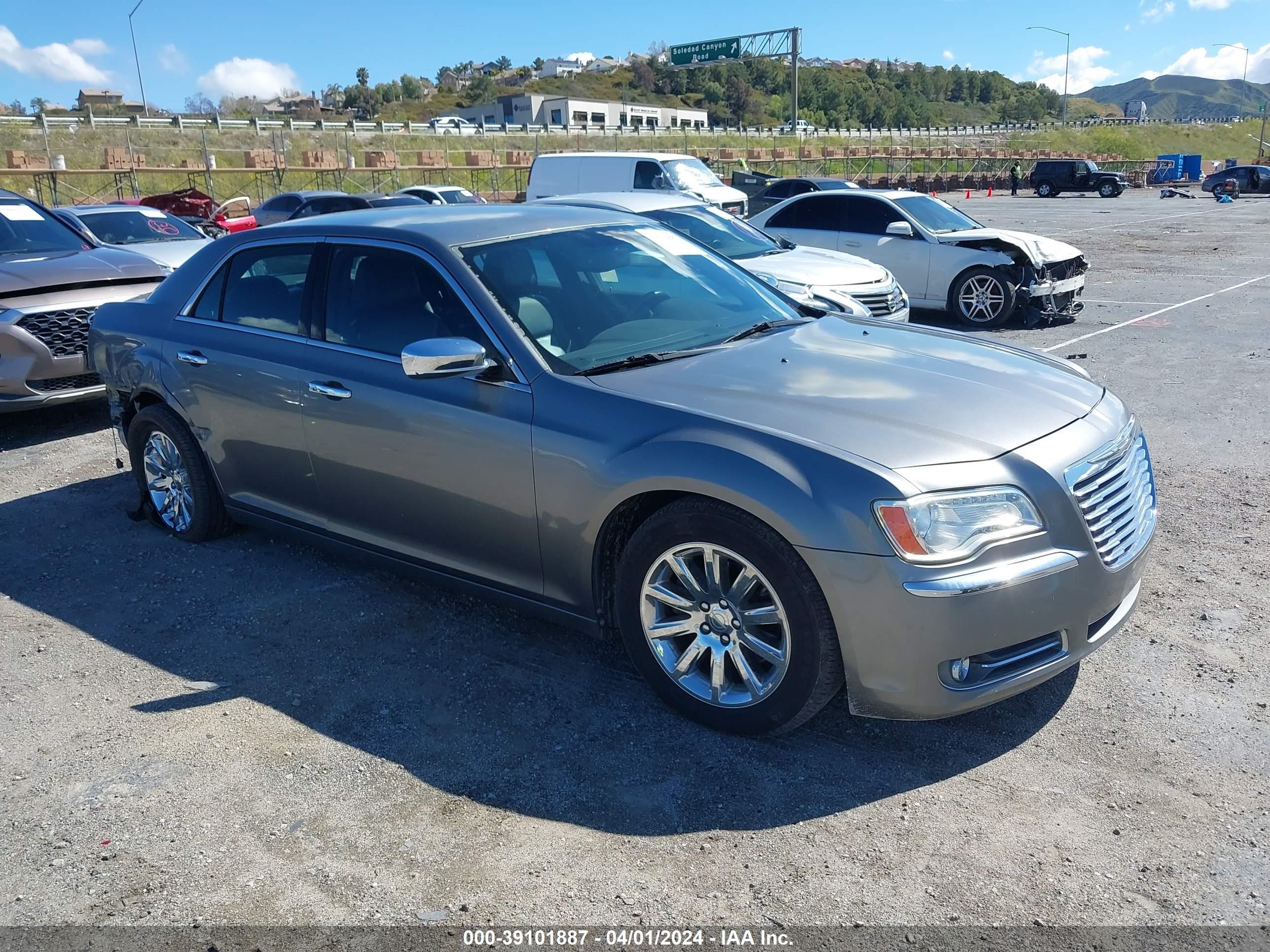 CHRYSLER 300 2011 2c3ca5cg6bh558034