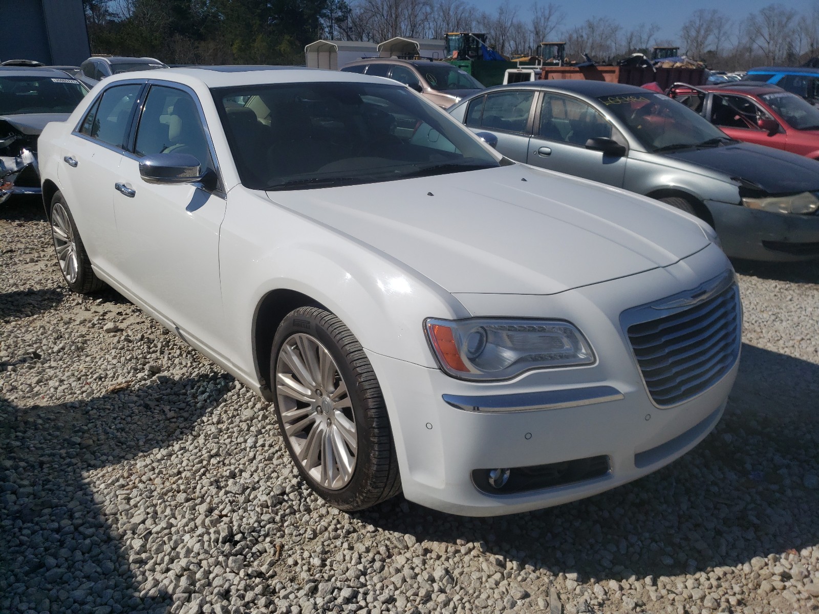 CHRYSLER 300C 2011 2c3ca6ct2bh561015