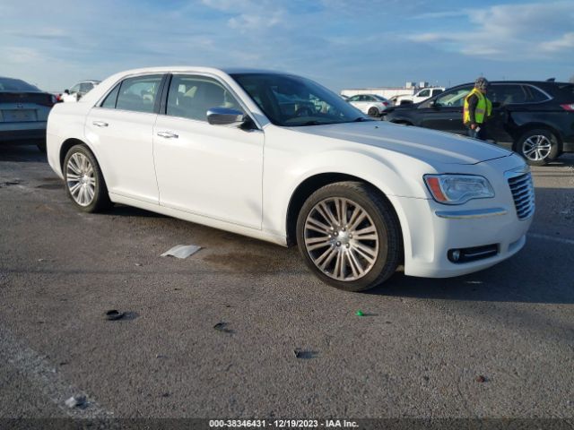 CHRYSLER 300C 2011 2c3ca6ct2bh583015