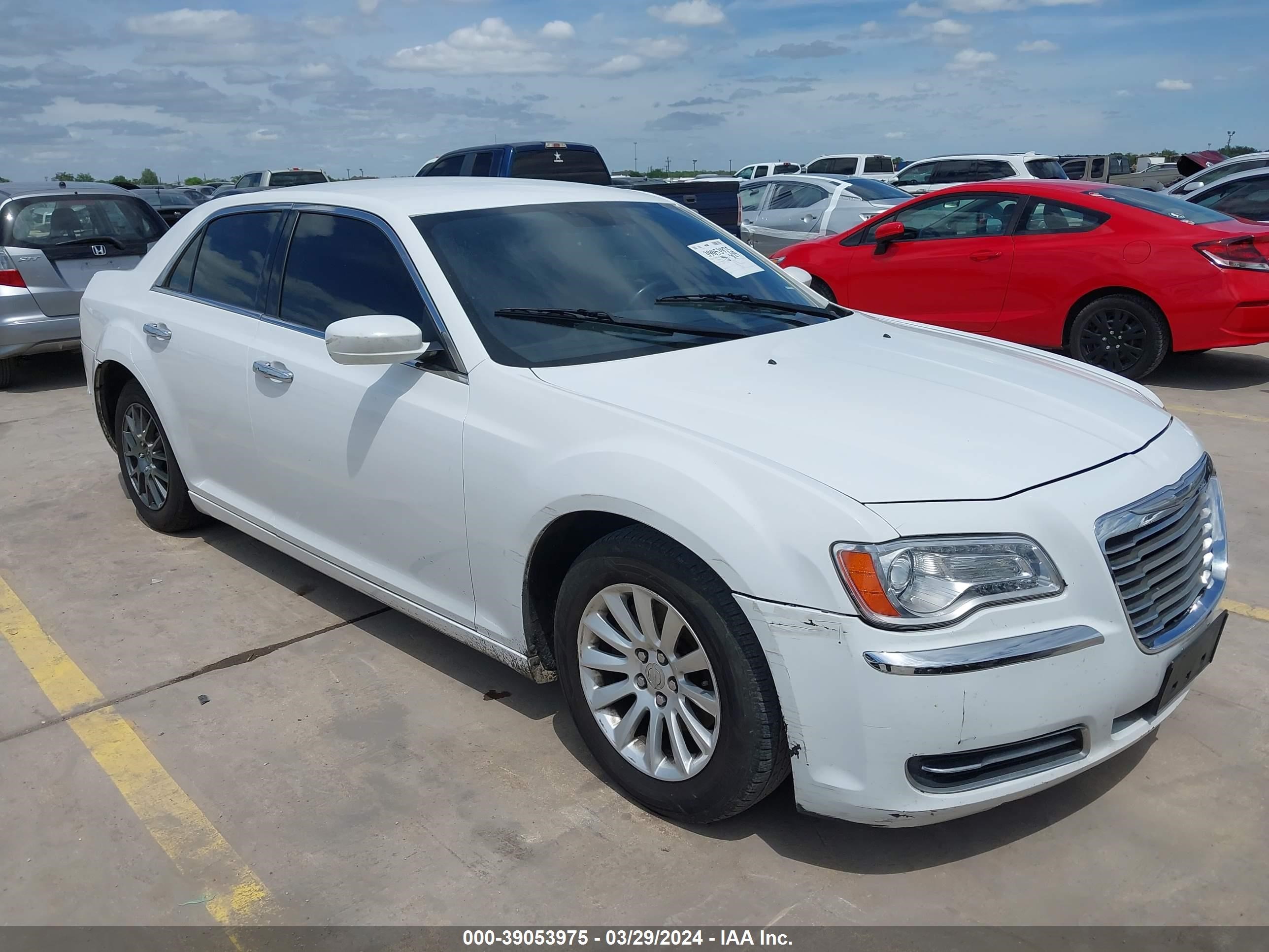 CHRYSLER 300 2013 2c3ccaag0dh568955