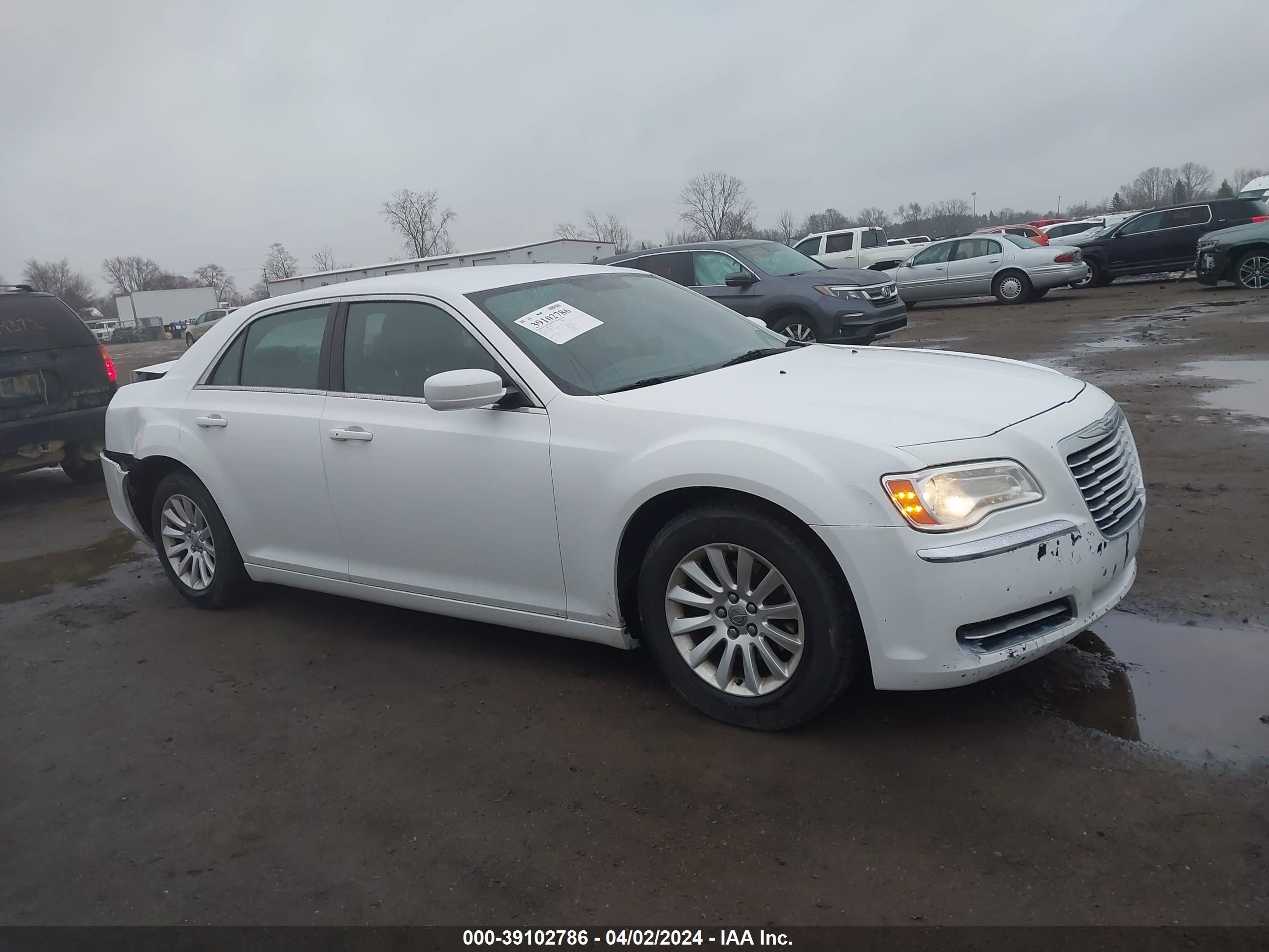 CHRYSLER 300 2013 2c3ccaag0dh589532