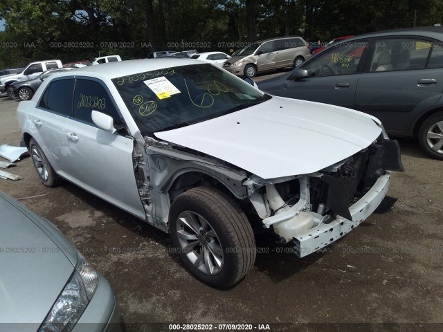 CHRYSLER 300 2015 2c3ccaag0fh785957