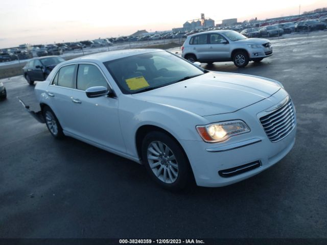 CHRYSLER 300 2014 2c3ccaag1eh354638