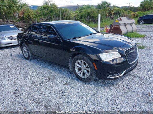 CHRYSLER 300 2015 2c3ccaag2fh792134