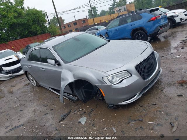 CHRYSLER 300 2015 2c3ccaag2fh807005