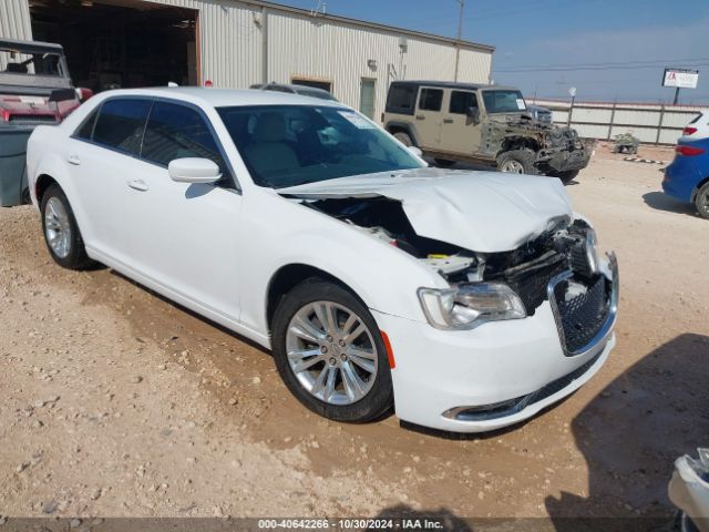 CHRYSLER 300 2018 2c3ccaag2jh342475