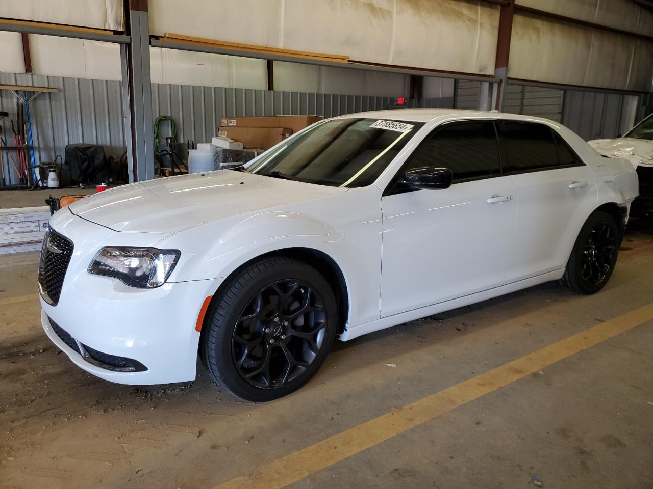 CHRYSLER 300 2019 2c3ccaag2kh602360