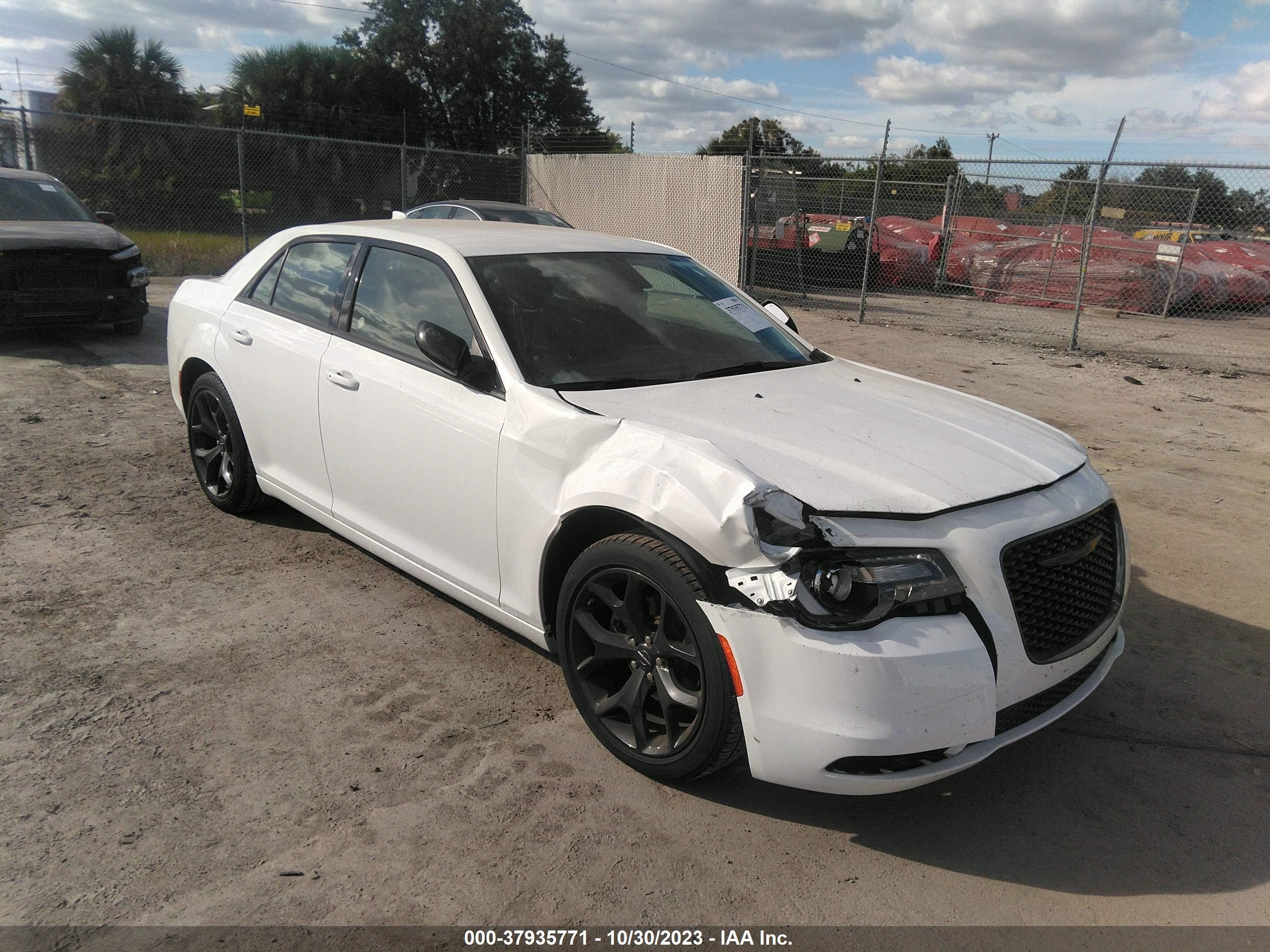 CHRYSLER 300 2022 2c3ccaag2nh241443