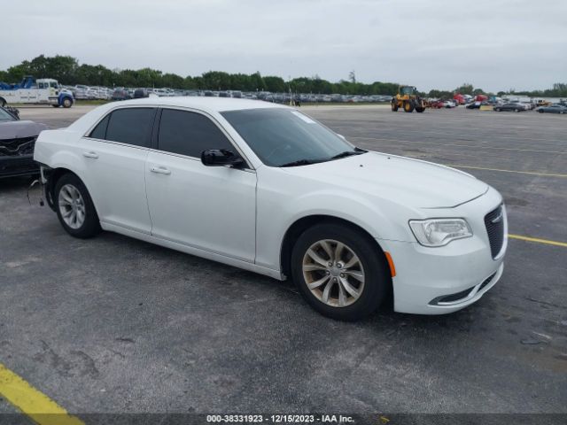 CHRYSLER 300 2015 2c3ccaag3fh807076