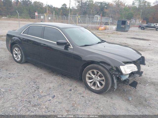 CHRYSLER 300 2015 2c3ccaag3fh810415