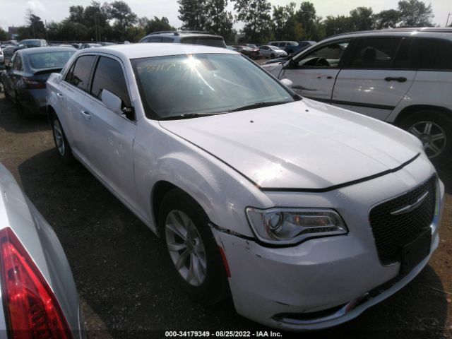 CHRYSLER 300 2015 2c3ccaag4fh785914