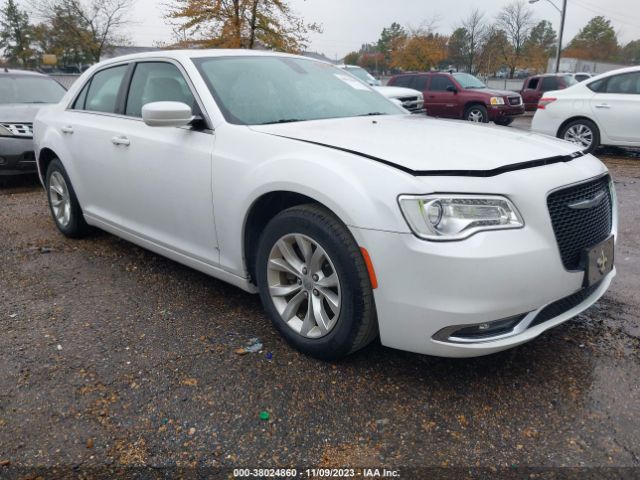 CHRYSLER 300 2015 2c3ccaag4fh921362