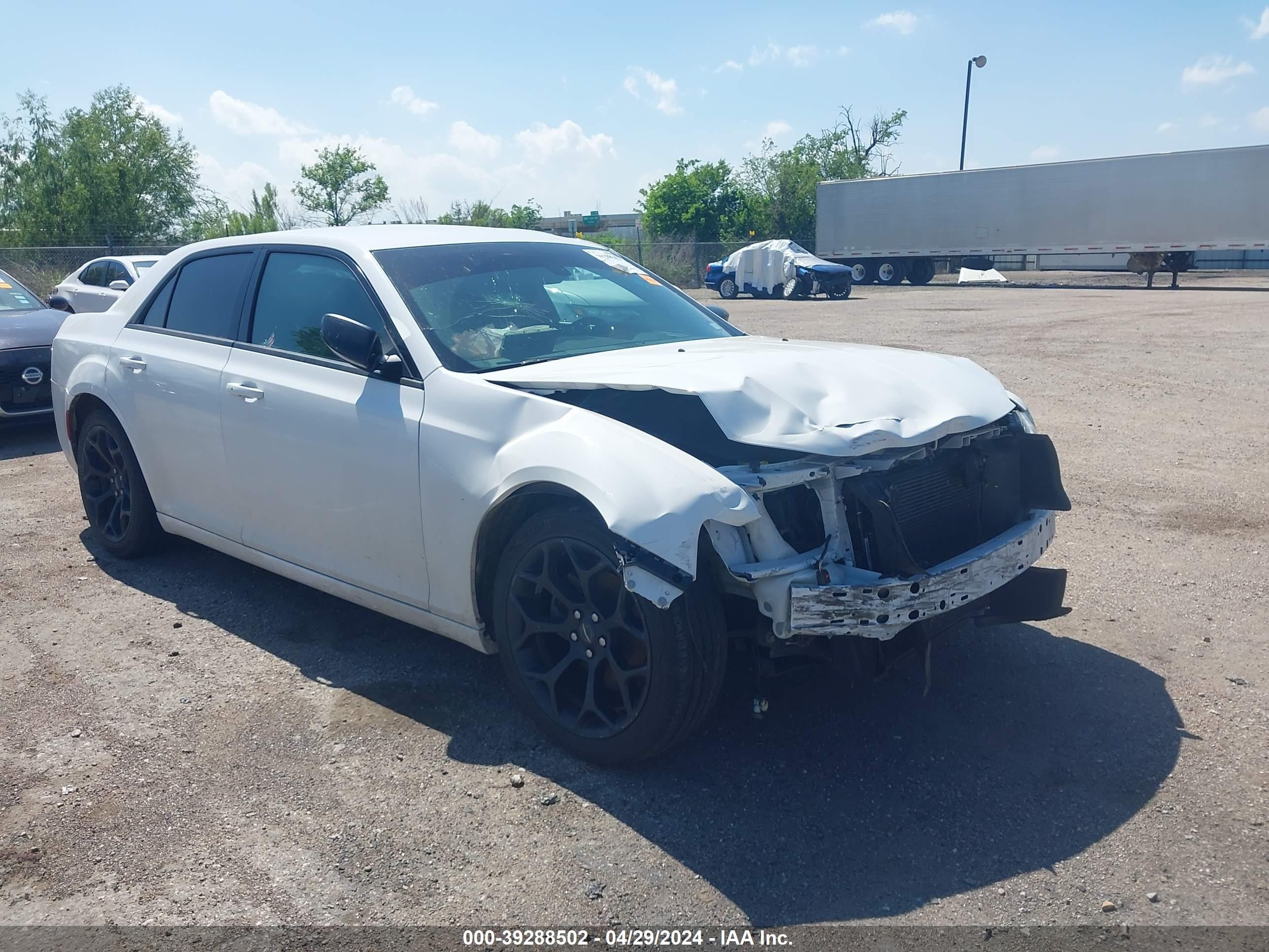 CHRYSLER 300 2019 2c3ccaag4kh609973