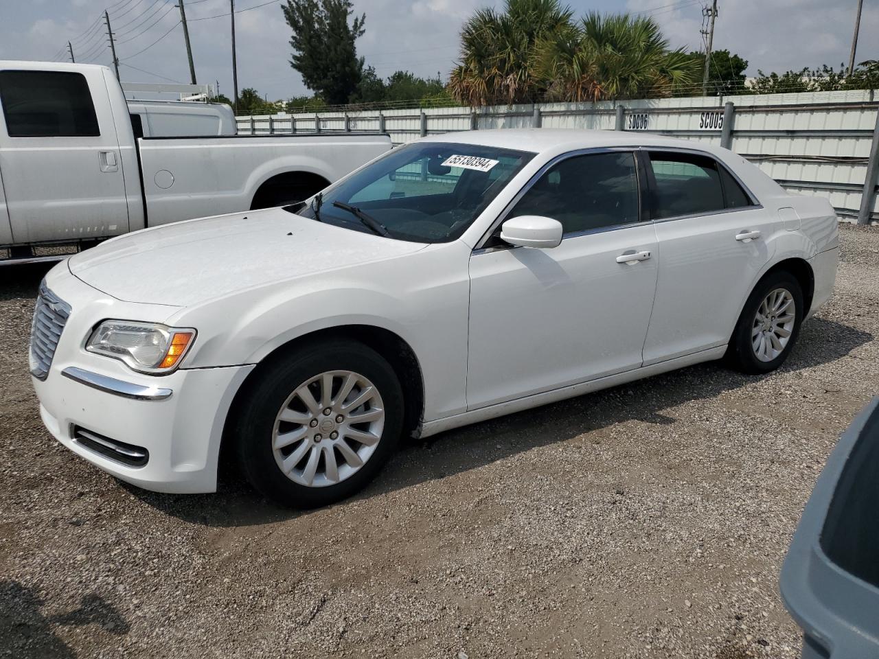 CHRYSLER 300 2014 2c3ccaag5eh377808