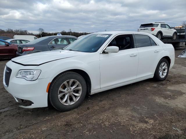 CHRYSLER 300 2015 2c3ccaag5fh837695