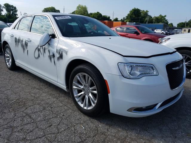 CHRYSLER 300 LIMITE 2017 2c3ccaag5hh516663