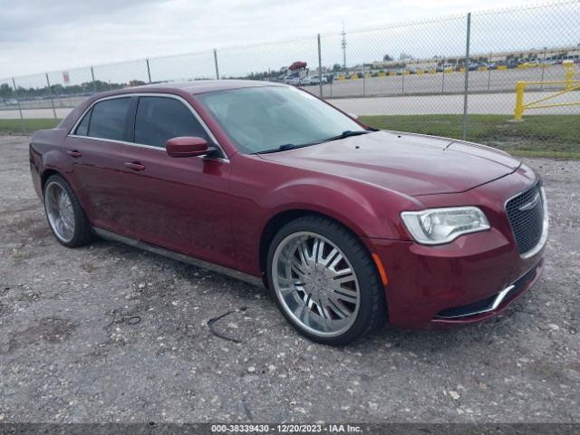 CHRYSLER 300 2017 2c3ccaag5hh540221