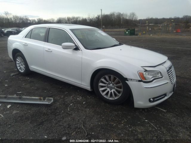 CHRYSLER 300 2013 2c3ccaag7dh527397