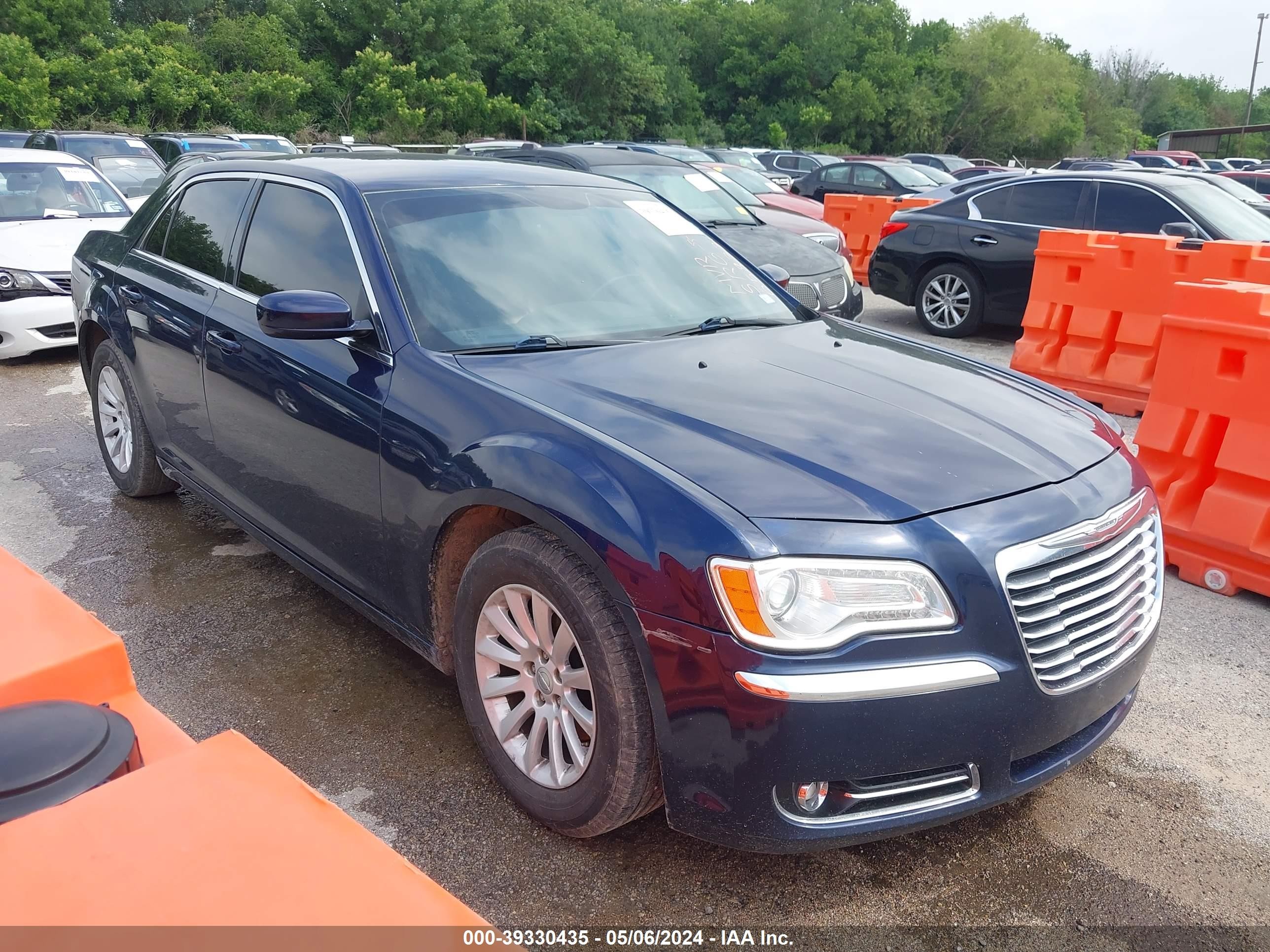 CHRYSLER 300 2013 2c3ccaag7dh658331