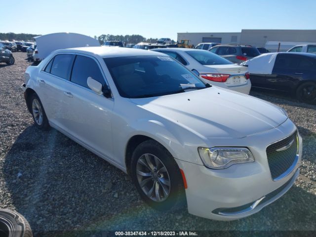 CHRYSLER 300 2015 2c3ccaag7fh818825