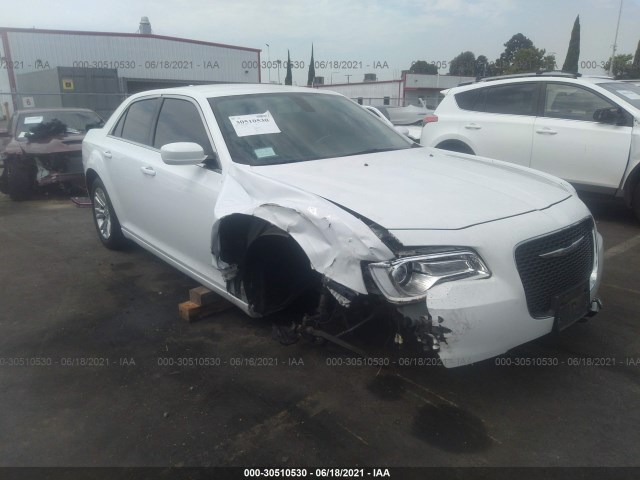 CHRYSLER 300 2018 2c3ccaag7jh168192