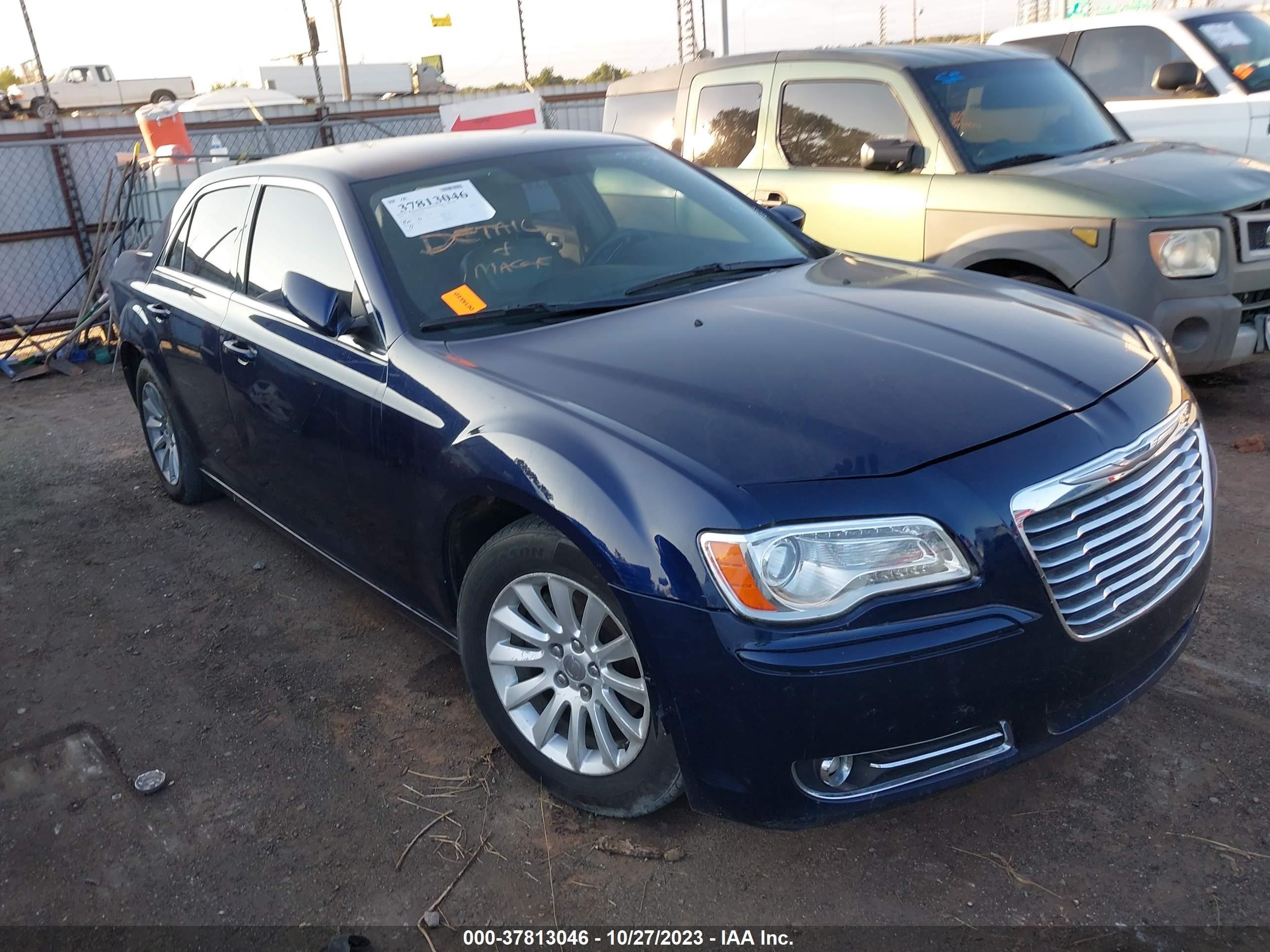 CHRYSLER 300 2013 2c3ccaag8dh561297