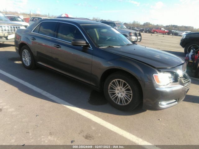 CHRYSLER 300 2013 2c3ccaag8dh572560