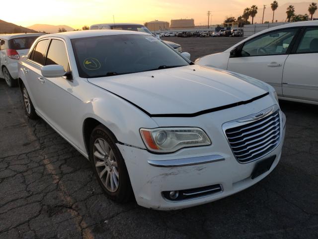 CHRYSLER 300 2013 2c3ccaag8dh588256